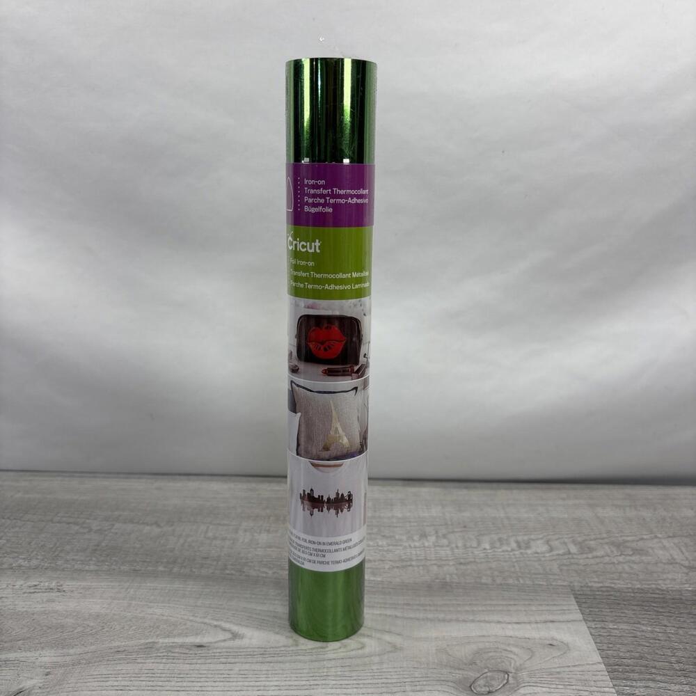 CRICUT SHINEY EMERALD GREEN 12” X 24” FOIL IRON-ON